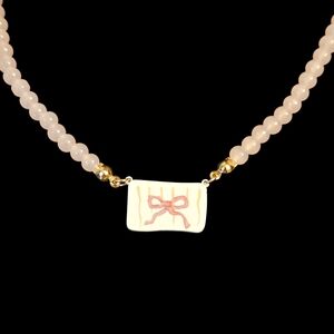 NWT - Elegant Rose Quartz Beaded Necklace with Gold Accents